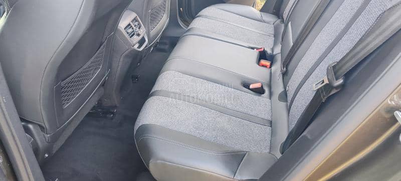 Peugeot 3008 1.5 HDI  ALURE