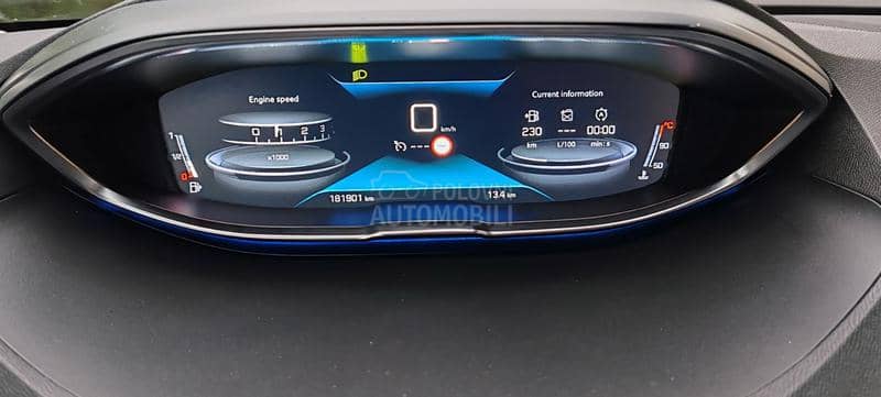 Peugeot 3008 1.5 HDI  ALURE