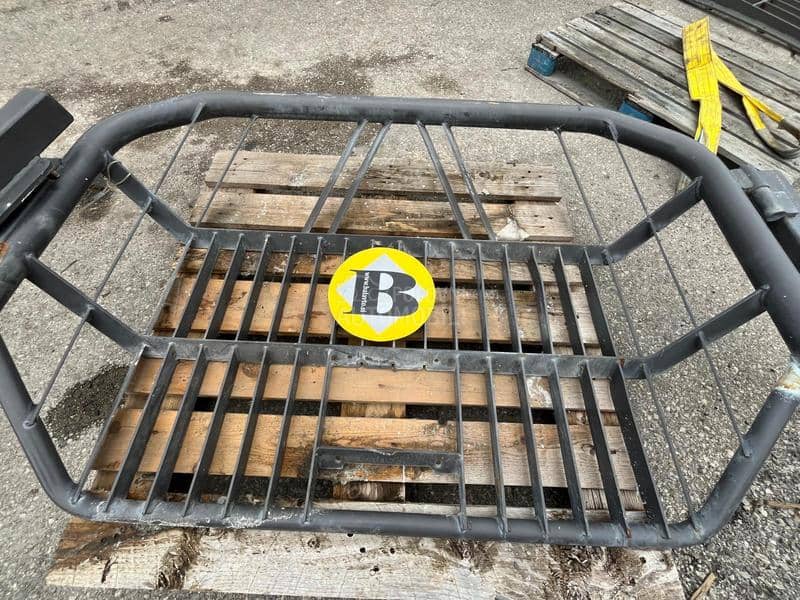 Zaštitna mreža za hladnjak utovarivača