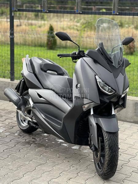 Yamaha X MAX NOV