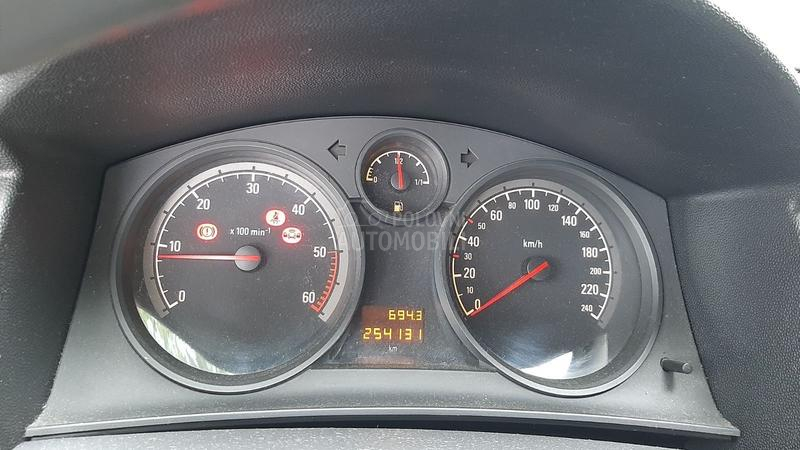 Opel Astra H 