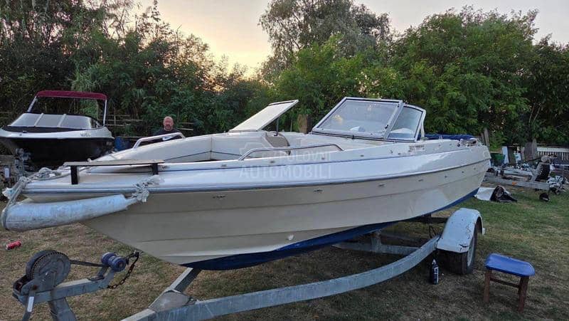 Bayliner Capri