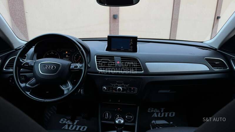 Audi Q3 2.0 TDI/N.A.V.I/FUL