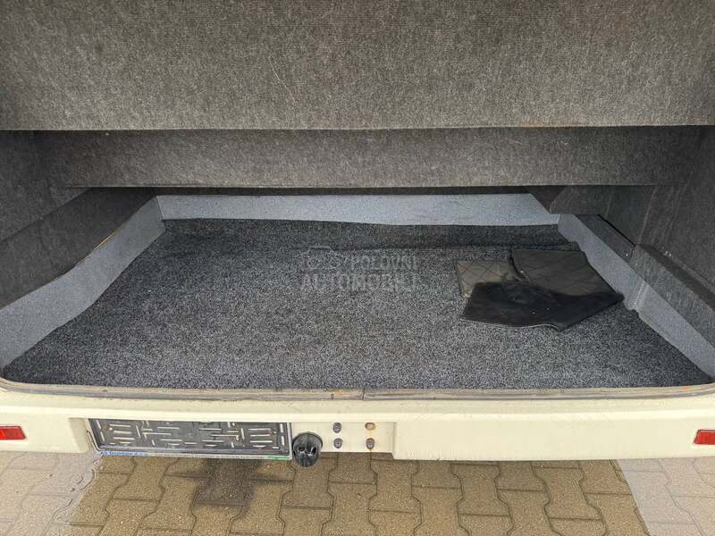 Mercedes Benz VARIO 31 SEDISTE