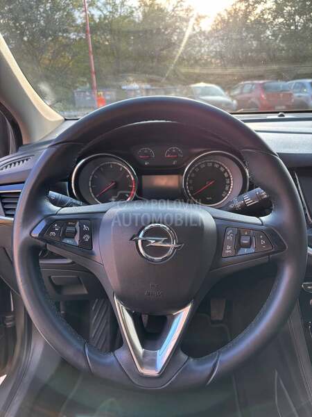 Opel Astra K 1.4