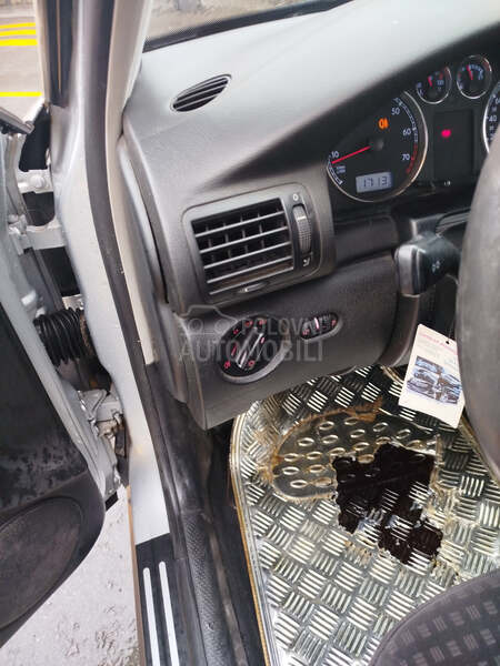 Volkswagen Passat B5.5 2.0