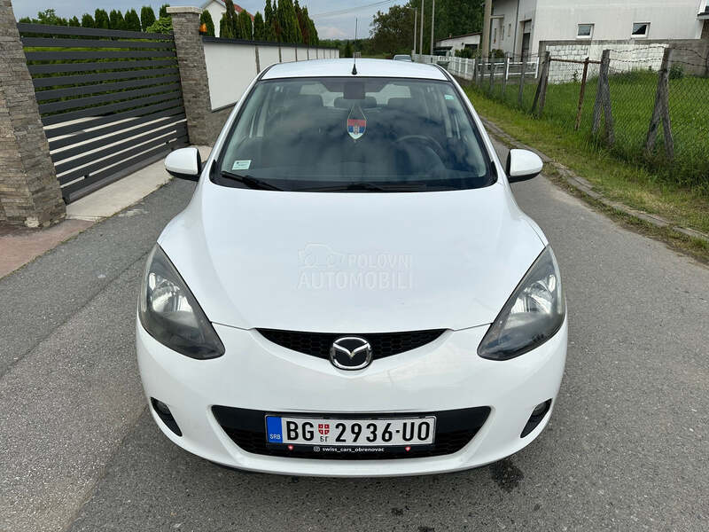 Mazda 2 