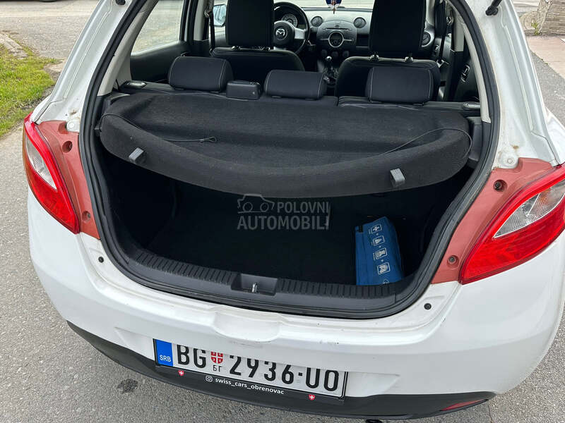 Mazda 2 