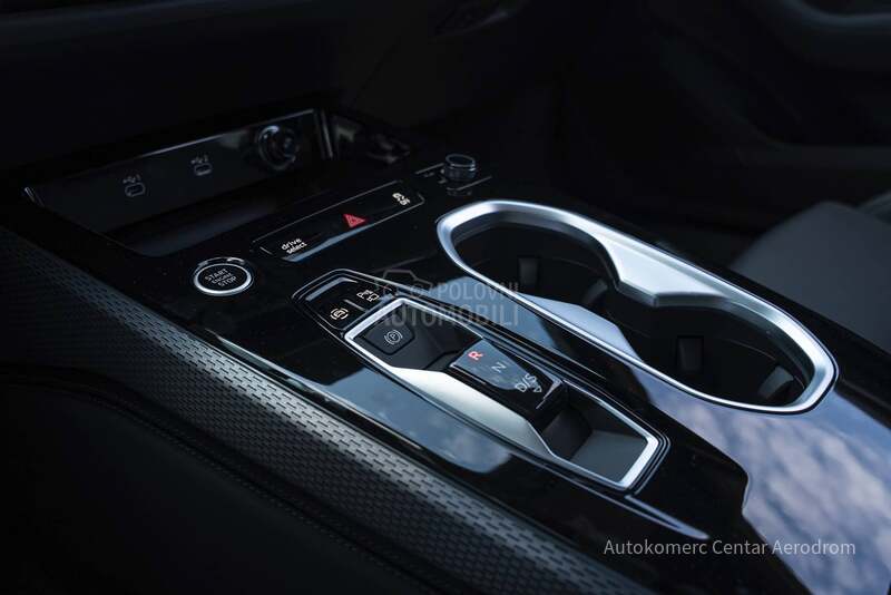 Audi A6 Limuzina