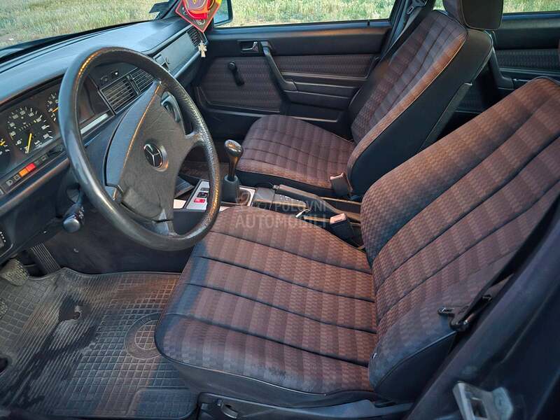 Mercedes Benz 190 2.5D