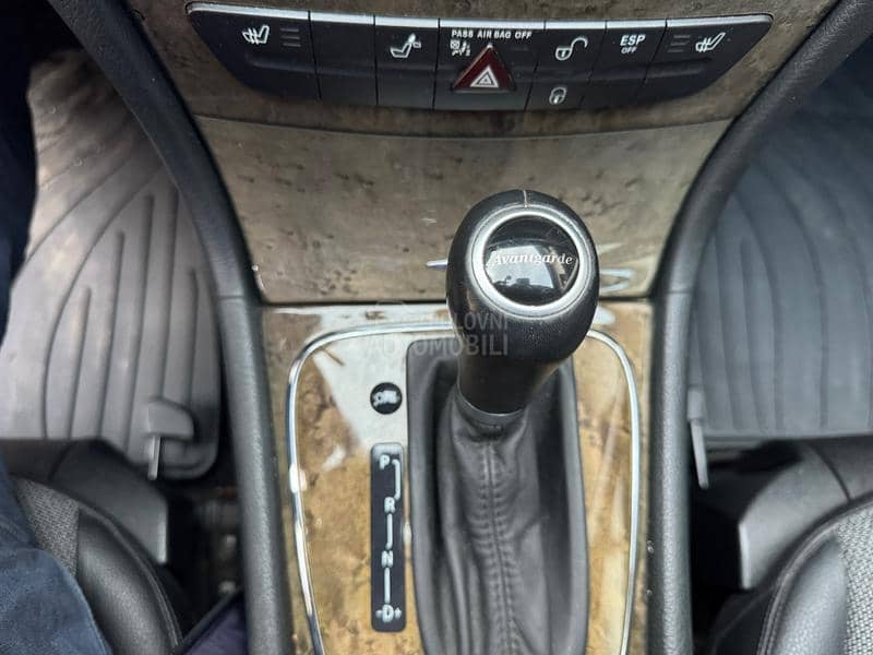Mercedes Benz E 200 