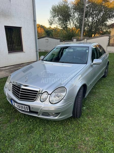 Mercedes Benz E 200 