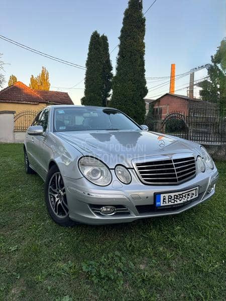 Mercedes Benz E 200 