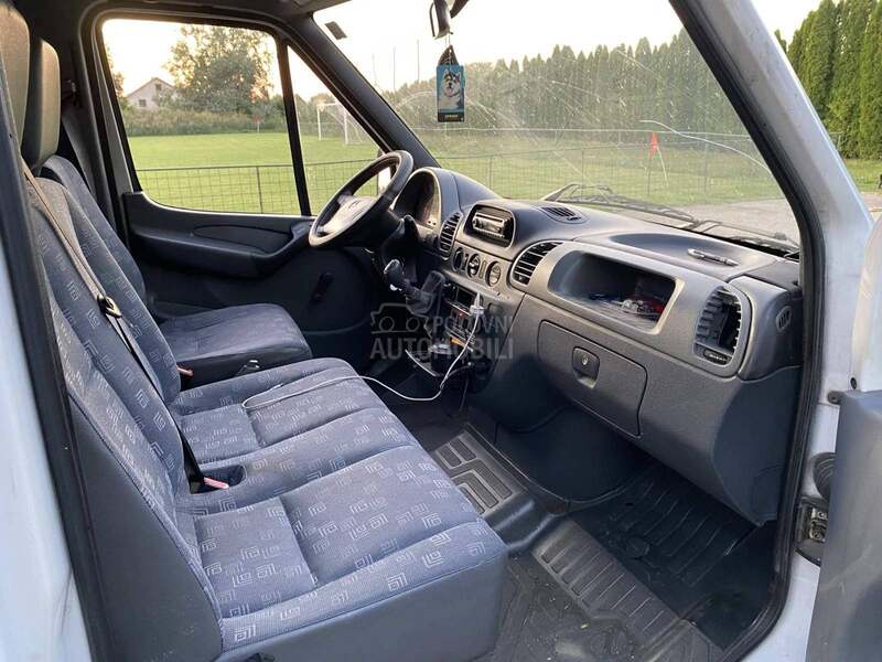 Mercedes Benz Sprinter 