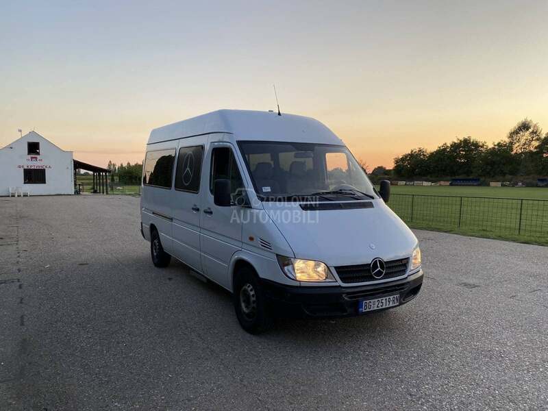 Mercedes Benz Sprinter 