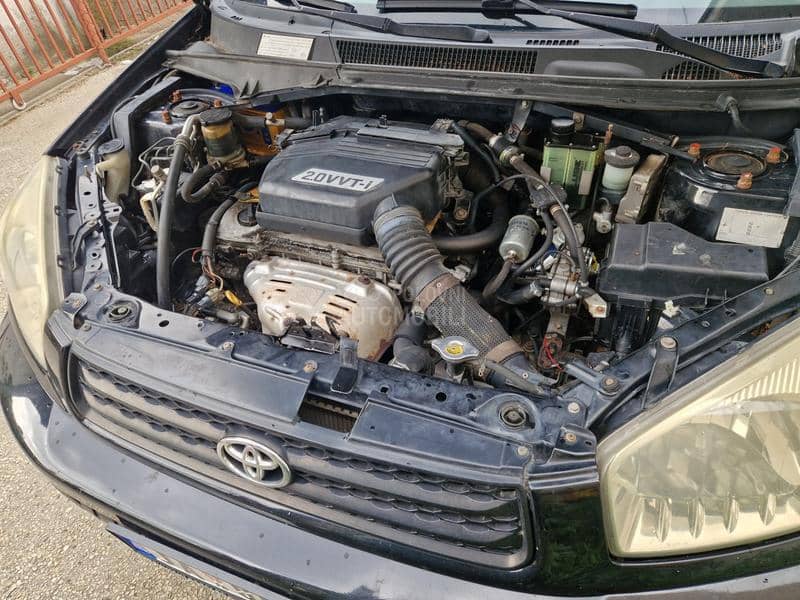 Toyota RAV 4 2.0 vvti