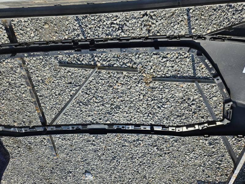 ETRON 4KE BRANIK PREDNJI