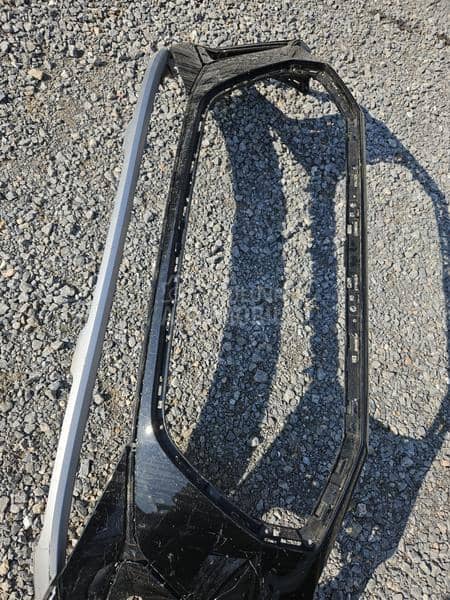 ETRON 4KE BRANIK PREDNJI