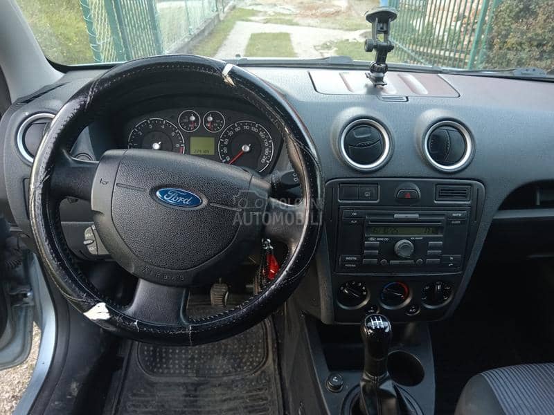 Ford Fusion 1.4