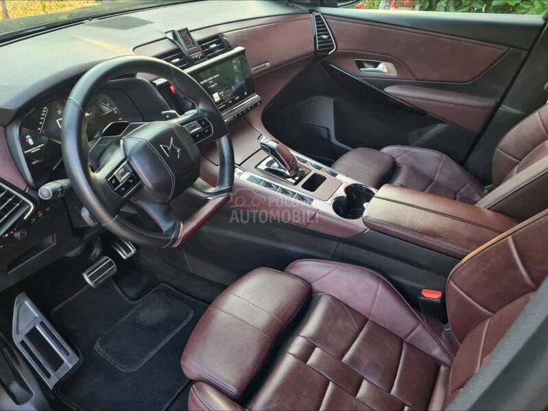 DS 7 La premiere 2,0
