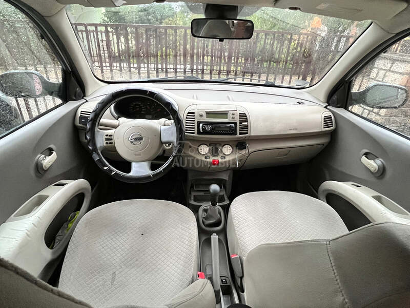 Nissan Micra 