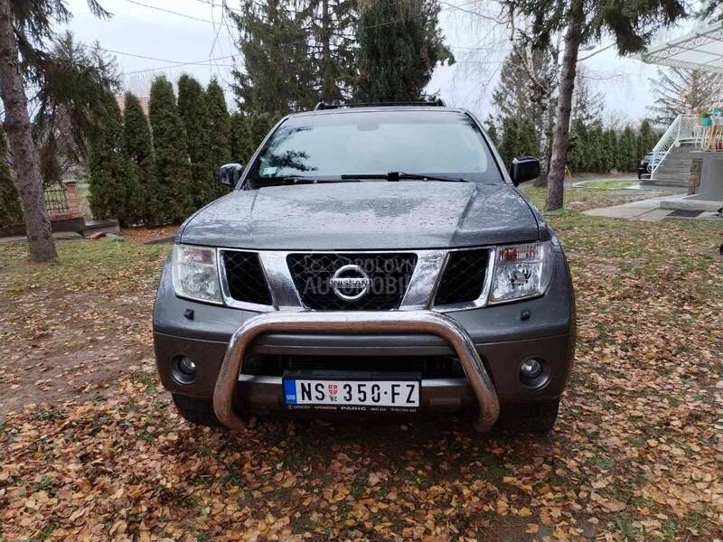 Nissan Pathfinder 