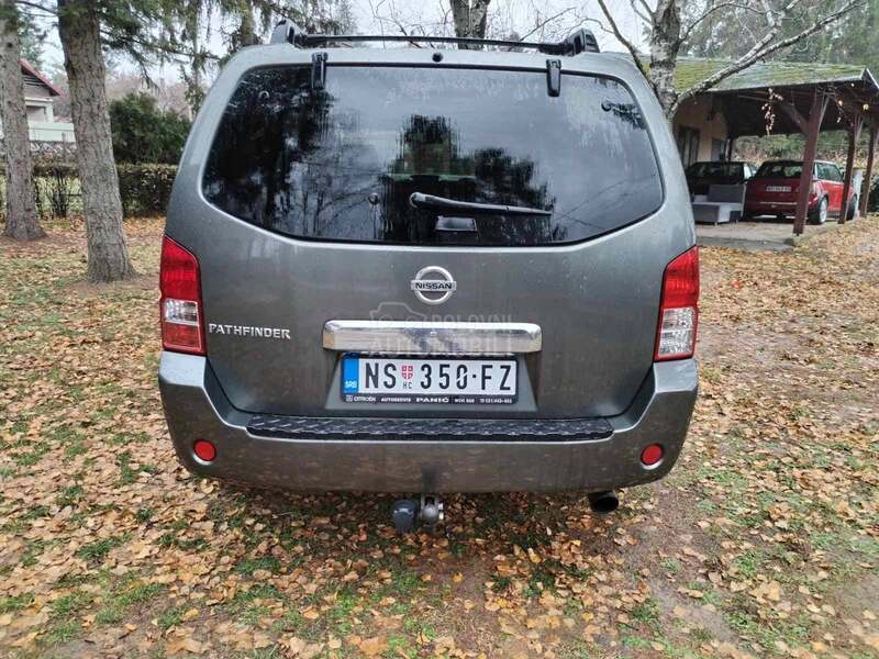 Nissan Pathfinder 