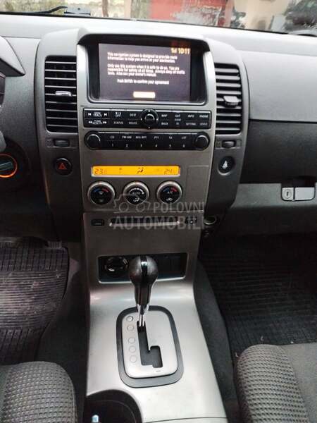 Nissan Pathfinder 