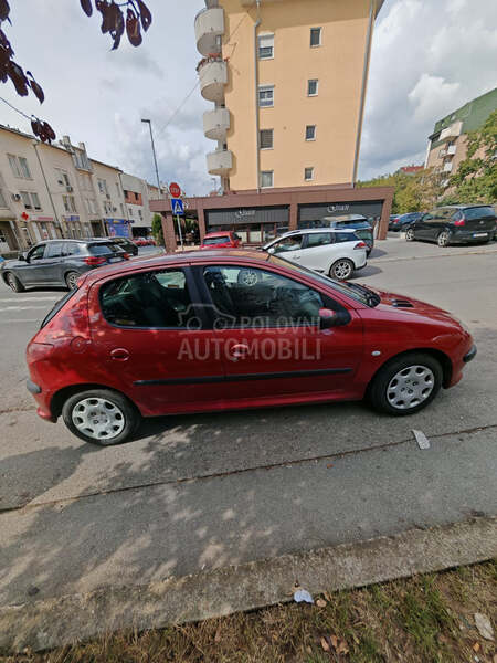 Peugeot 206 