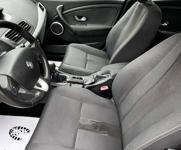 Renault Megane 1.6 16V DYNAMIQUE
