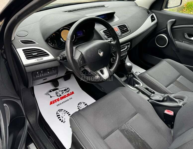 Renault Megane 1.6 16V DYNAMIQUE