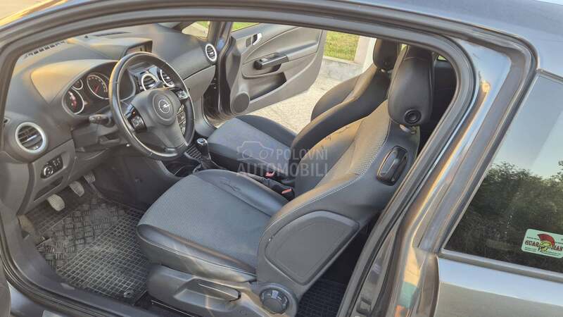 Opel Corsa D 
