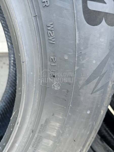 Bridgestone 245/65 R17 Zimska