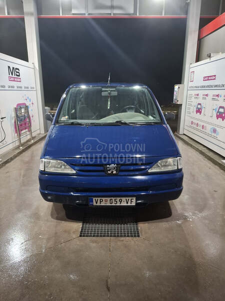 Peugeot 806 