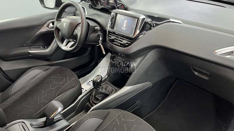 Peugeot 2008 G A R A N C I J A