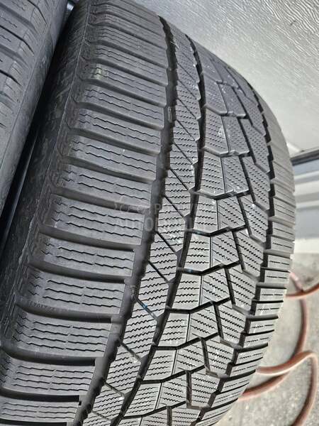 Continental 275/40 R19 Zimska