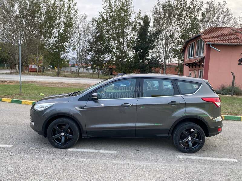 Ford Kuga 1,6-TITANIUM.SWIS