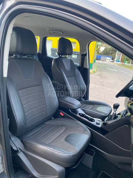 Ford Kuga 1,6-TITANIUM.SWIS