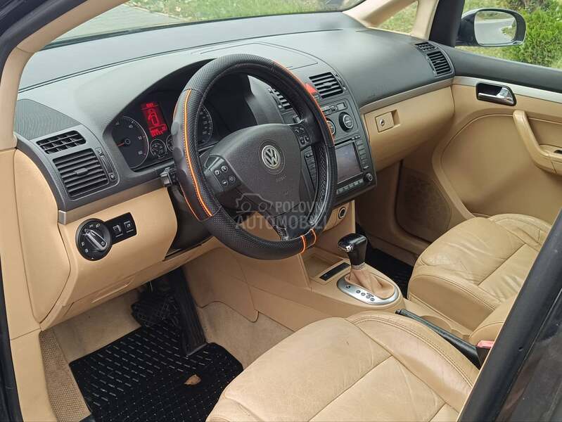 Volkswagen Touran AUT0M/0PREMA/K.U.K.A
