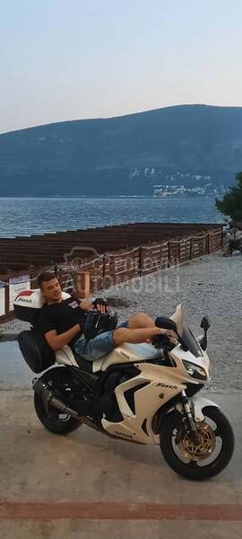 Yamaha FAZER