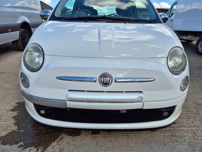 Fiat 500 -  kompletan auto u delovima