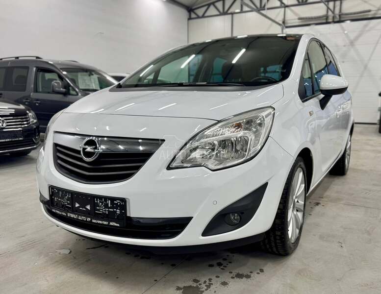 Opel Meriva 1.4T COLOR EDIT/CH