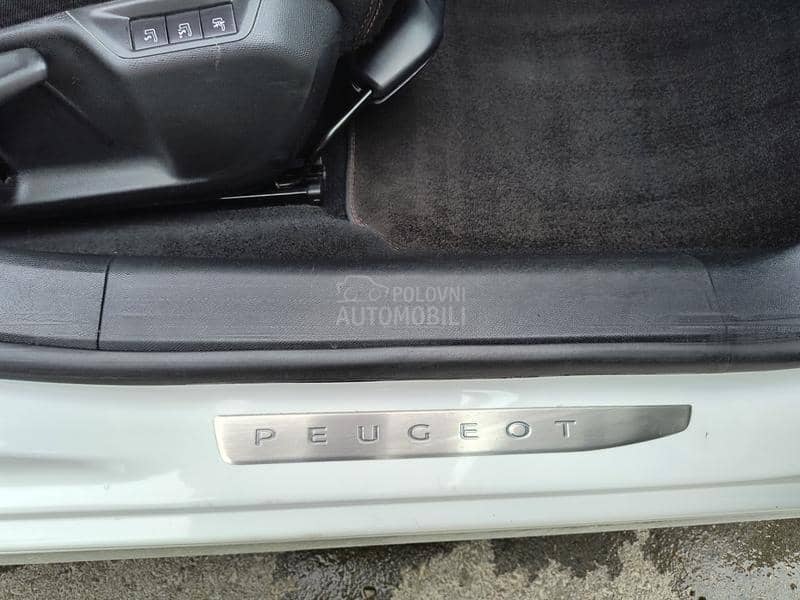 Peugeot 308 GT 2.0 Blue hdi