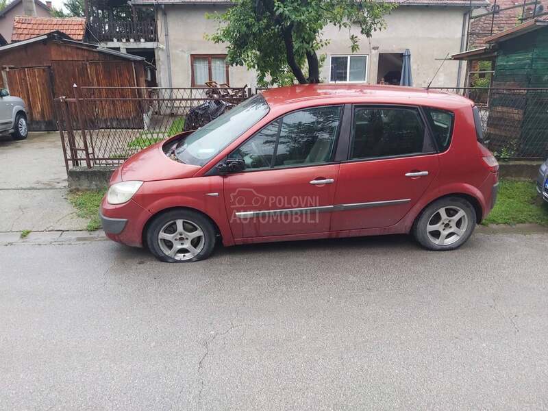Renault Scenic 2004. god. -  kompletan auto u delovima