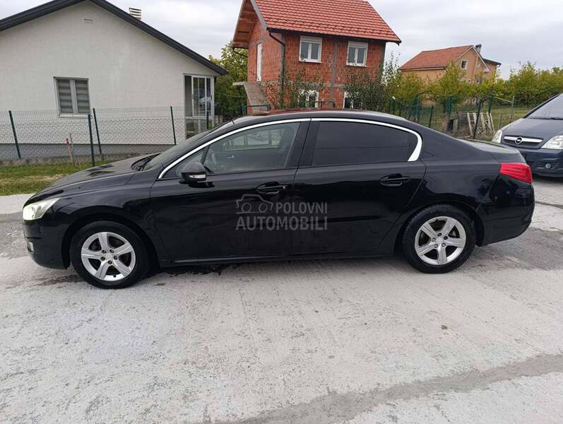 Peugeot 508 limuzina