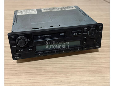 Fabricki radio za Volkswagen Bora, Golf 4, Passat B5 ...