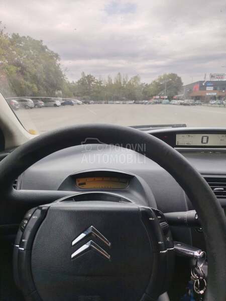 Citroen C4 1.6 HDI REG DUGO