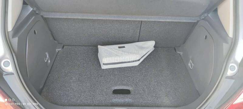 Opel Corsa D 1.2 B