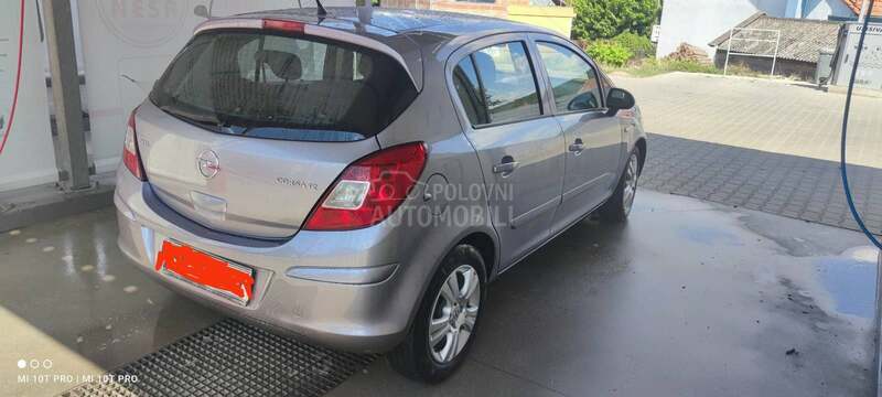 Opel Corsa D 1.2 B