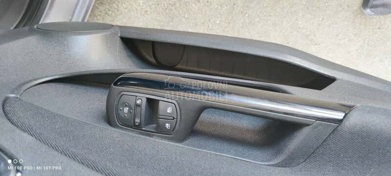 Opel Corsa D 1.2 B